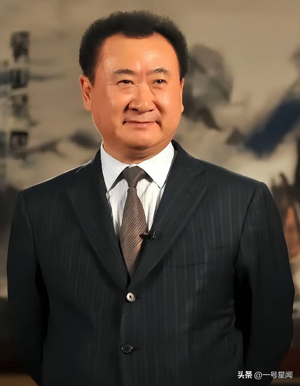 企业家36亿债为儿孙铺路,女网红不装了