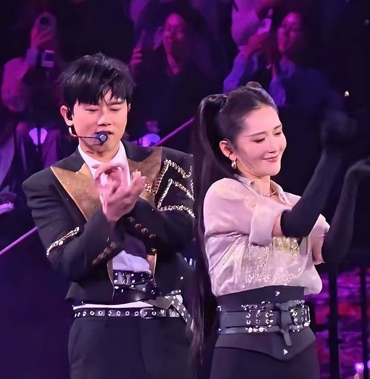 2026过半4位明星塌房!明星争议不值得同情