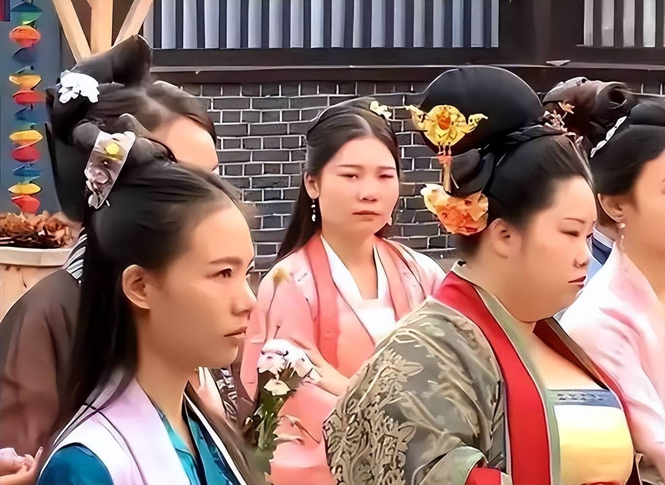 AI冲击横店群演:美女泛滥,懒汉光棍何去何从