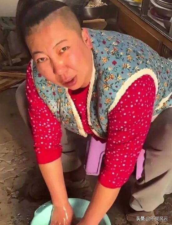 东北雨姐翻车后续:官方批评+小号被封,彻底凉凉?