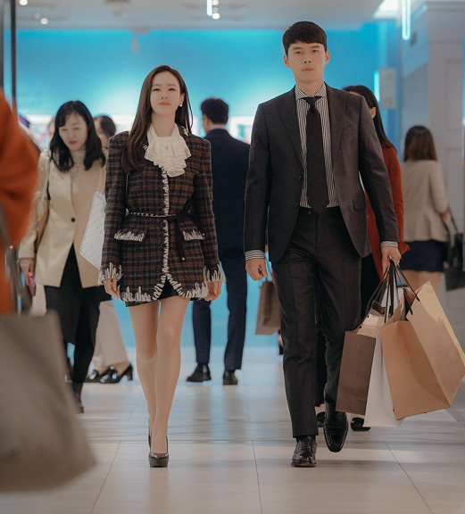 韩国娱乐动态:防弹少年团登顶, 明星八卦一网打尽